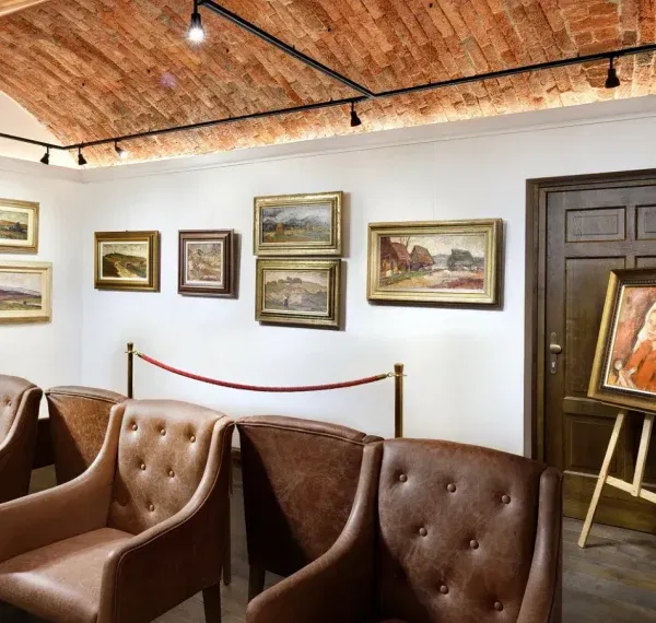 Galéria Lomnica: stála expozícia Galéria v Hoteli Lomnica vo Vysokých Tatrách