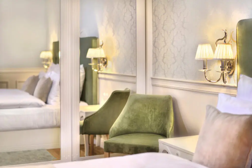 7 Historická izba ŠTANDARD Hotel Lomnica interier 2017 82 3
