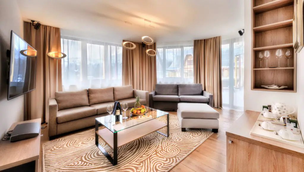 2 Apartmán Mária Terézia Hotel Lomnica interier 2017 128 1