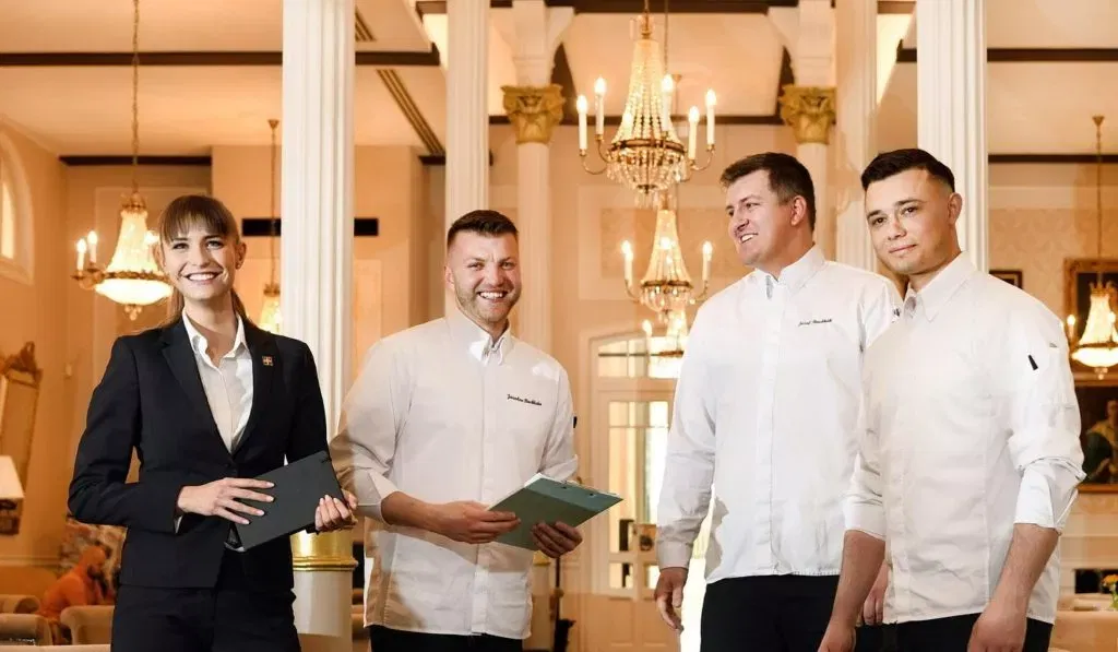 Personel w hotelu Łomnica w Tatrach Wysokich