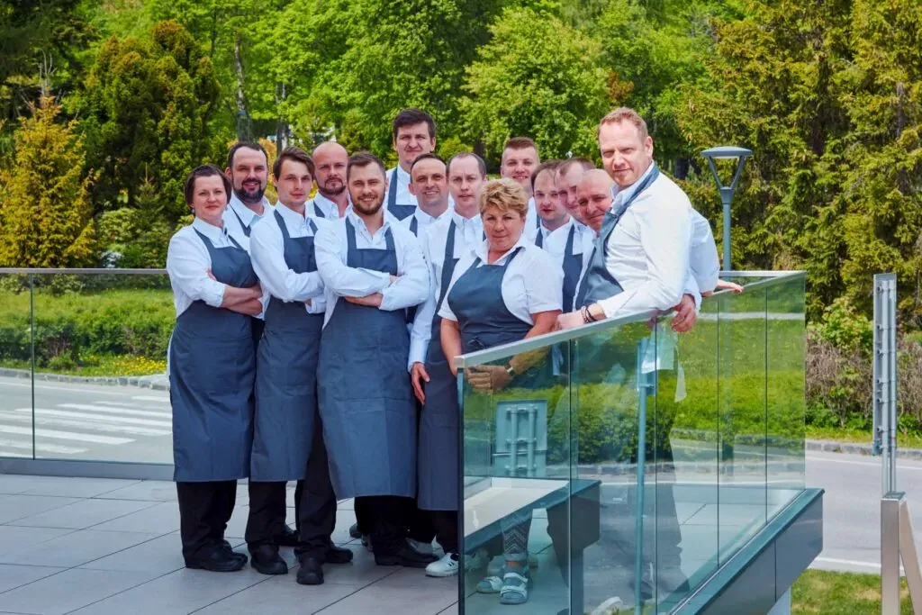 Personel hotelu Łomnica