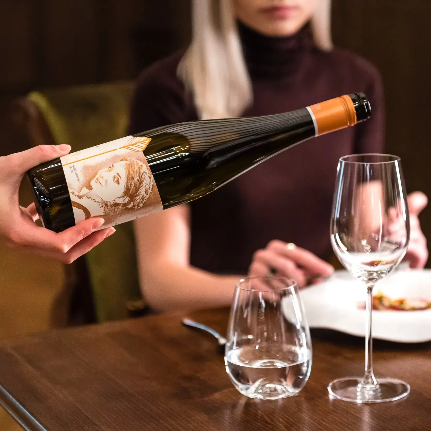 randevu vino lomnica